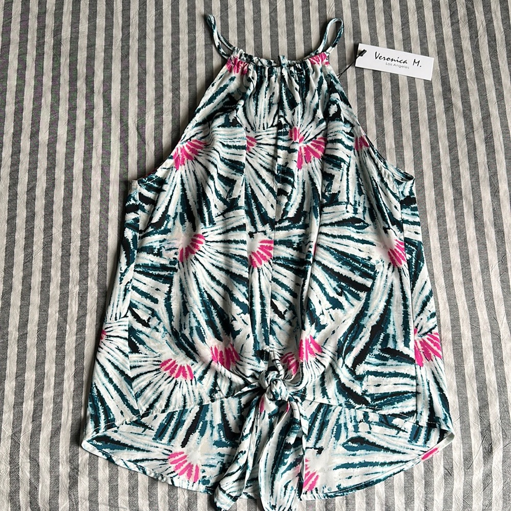 Veronica M Veronica top